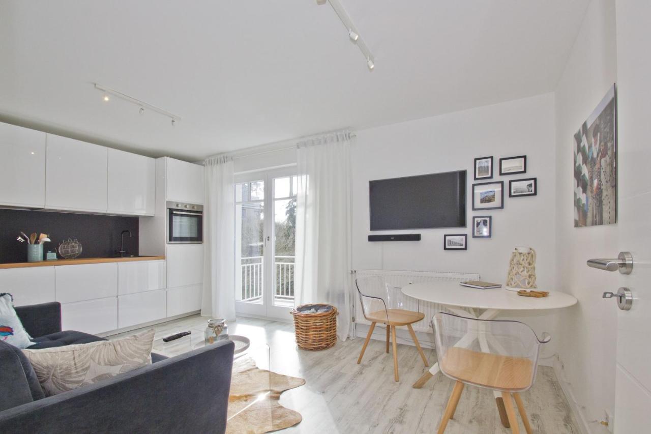 Ferienwohnung Mit Balkon Und Meerblick - Ferienresidenz Zwei Bodden Fewo 1-4 Lietzow Екстер'єр фото