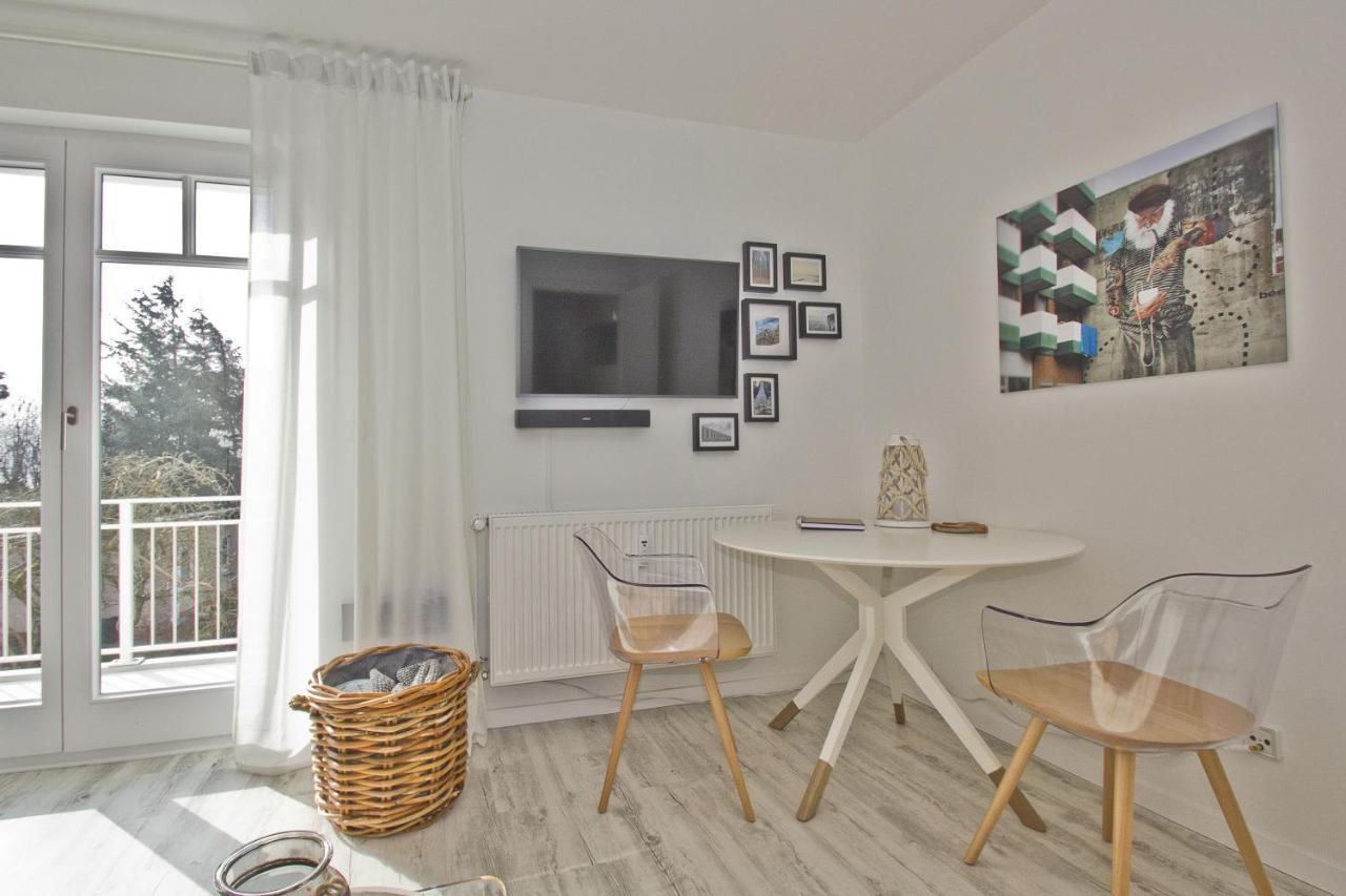 Ferienwohnung Mit Balkon Und Meerblick - Ferienresidenz Zwei Bodden Fewo 1-4 Lietzow Екстер'єр фото